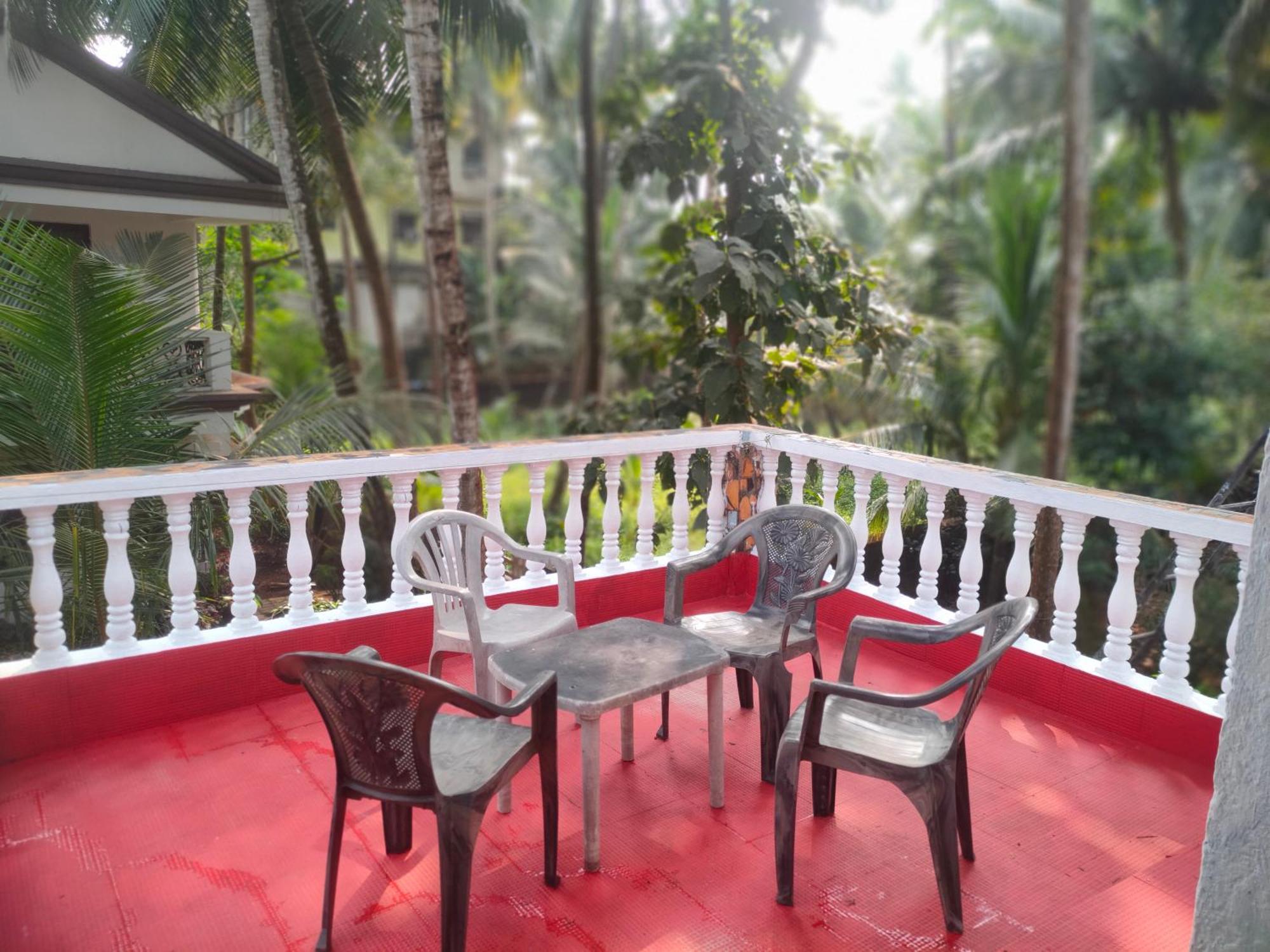 Jes Guest House Majorda Esterno foto