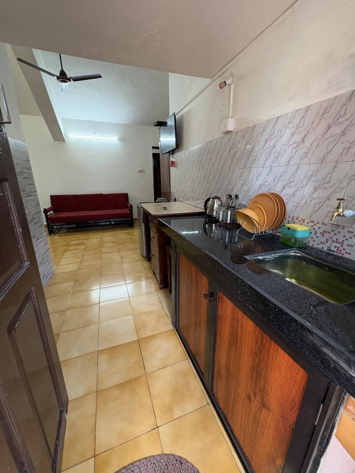 Jes Guest House Majorda Esterno foto