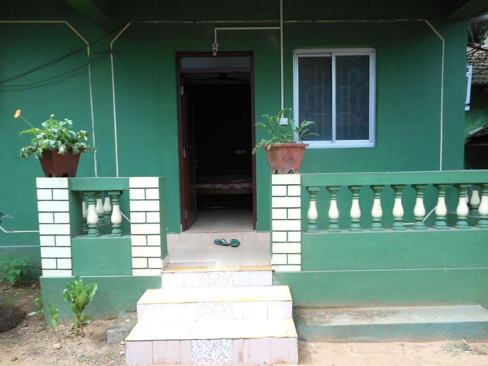 Jes Guest House Majorda Esterno foto