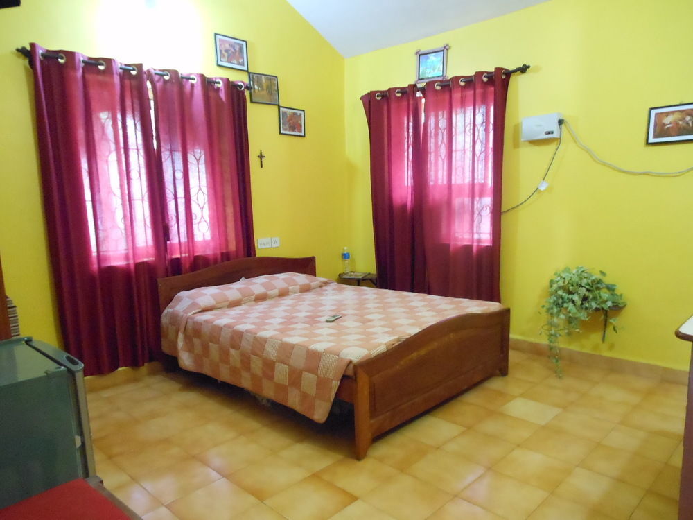Jes Guest House Majorda Esterno foto