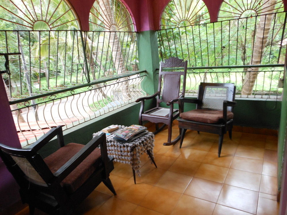 Jes Guest House Majorda Esterno foto