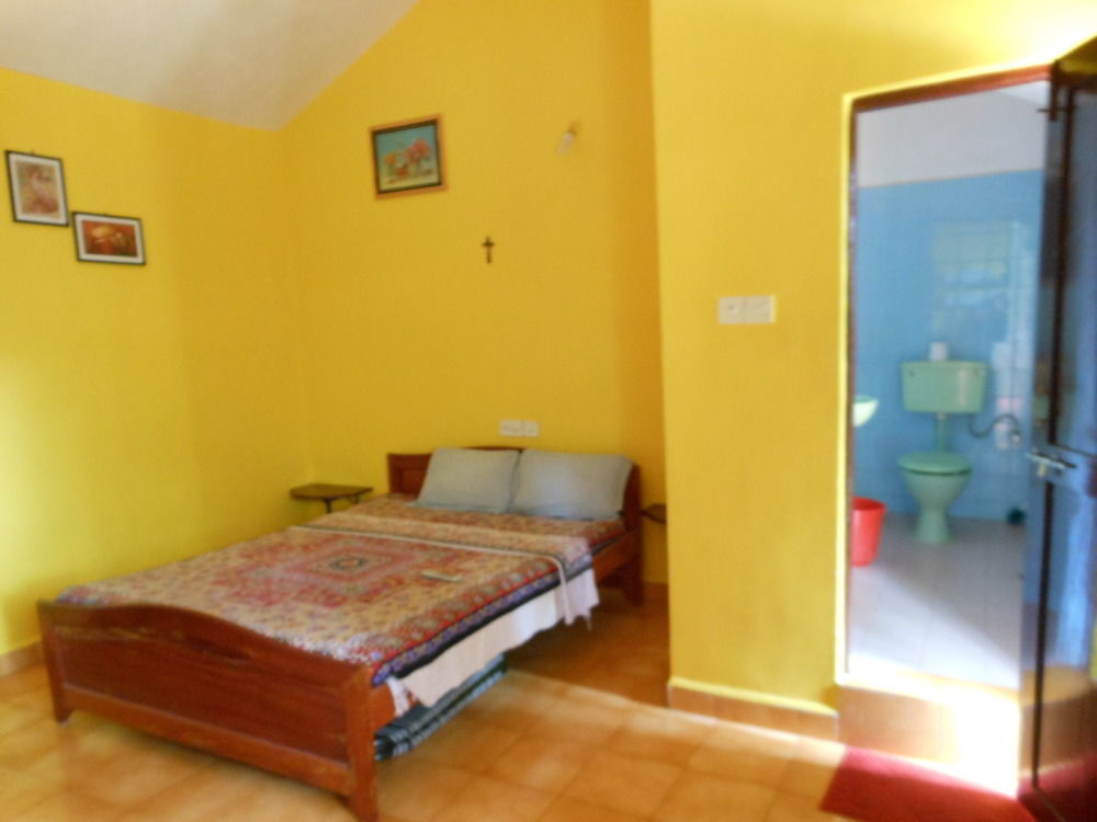 Jes Guest House Majorda Esterno foto