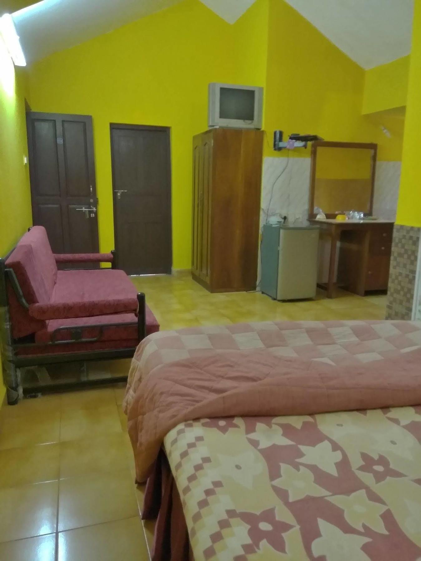 Jes Guest House Majorda Esterno foto